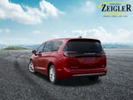 2027 Chrysler Pacifica Select AWD