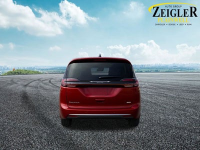 2027 Chrysler Pacifica Select AWD