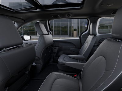 2027 Chrysler Pacifica Limited AWD