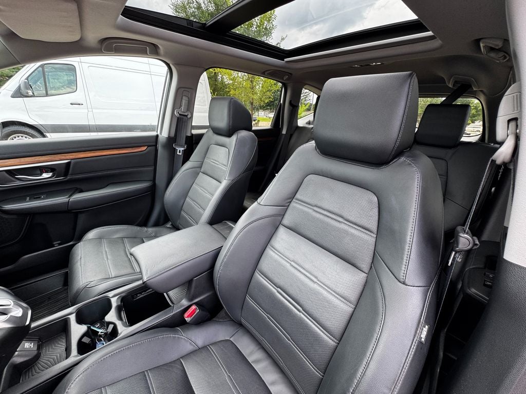 2019 Honda CR-V Touring Power moonroof