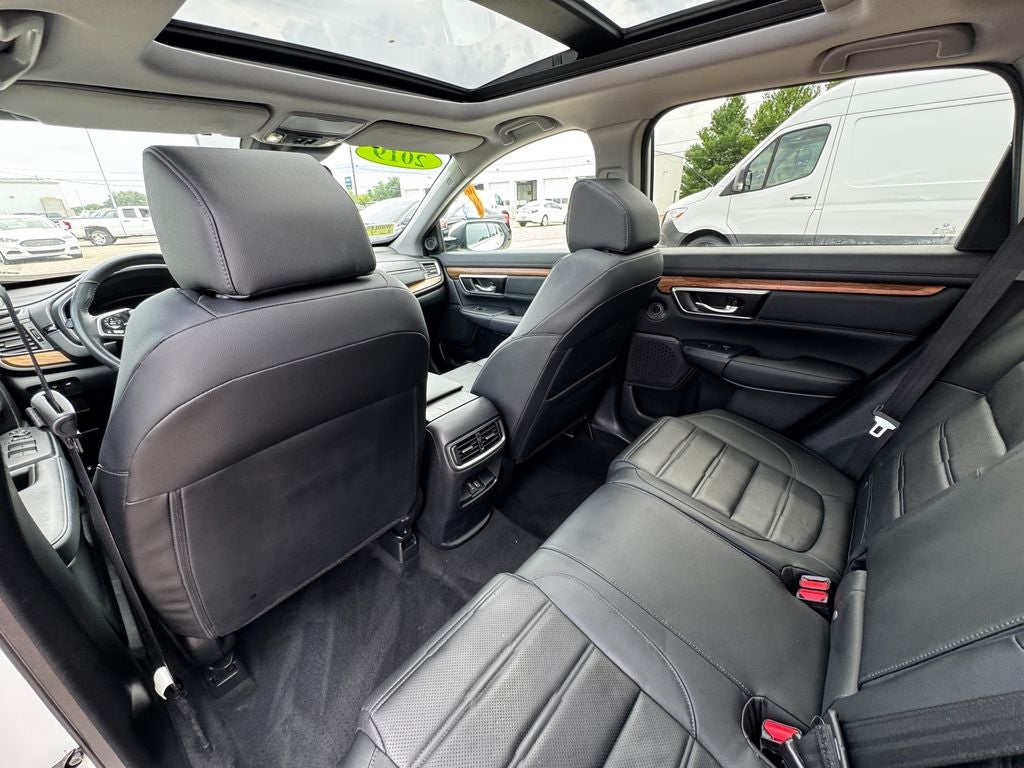 2019 Honda CR-V Touring Power moonroof