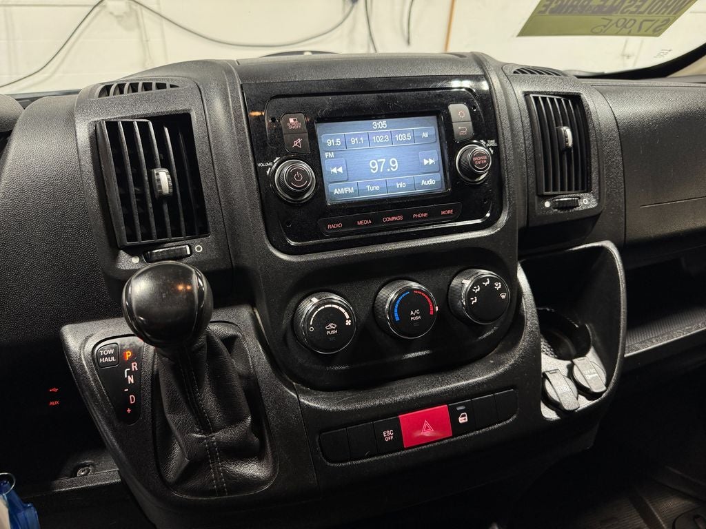 2018 RAM ProMaster 1500 Low Roof Radio: Uconnect 3 w/5" Display
