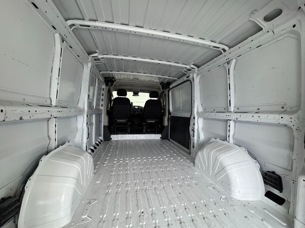 2018 RAM ProMaster 1500 Low Roof Radio: Uconnect 3 w/5" Display