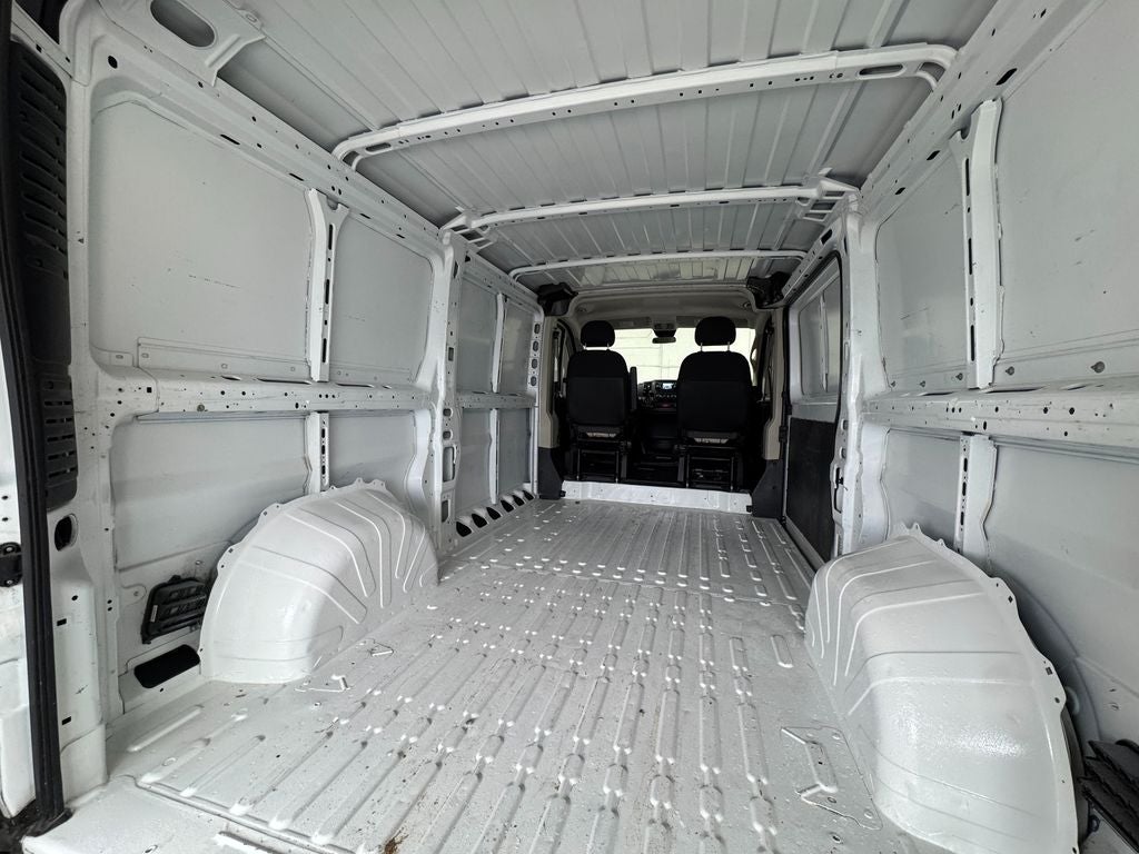 2018 RAM ProMaster 1500 Low Roof Radio: Uconnect 3 w/5" Display