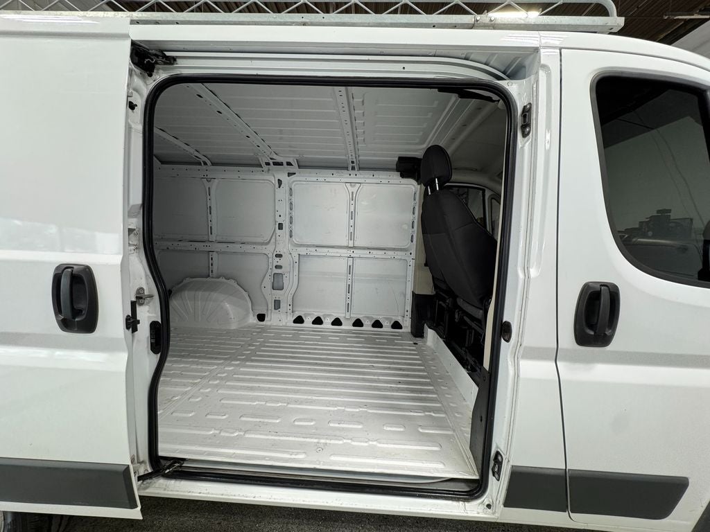 2018 RAM ProMaster 1500 Low Roof Radio: Uconnect 3 w/5" Display
