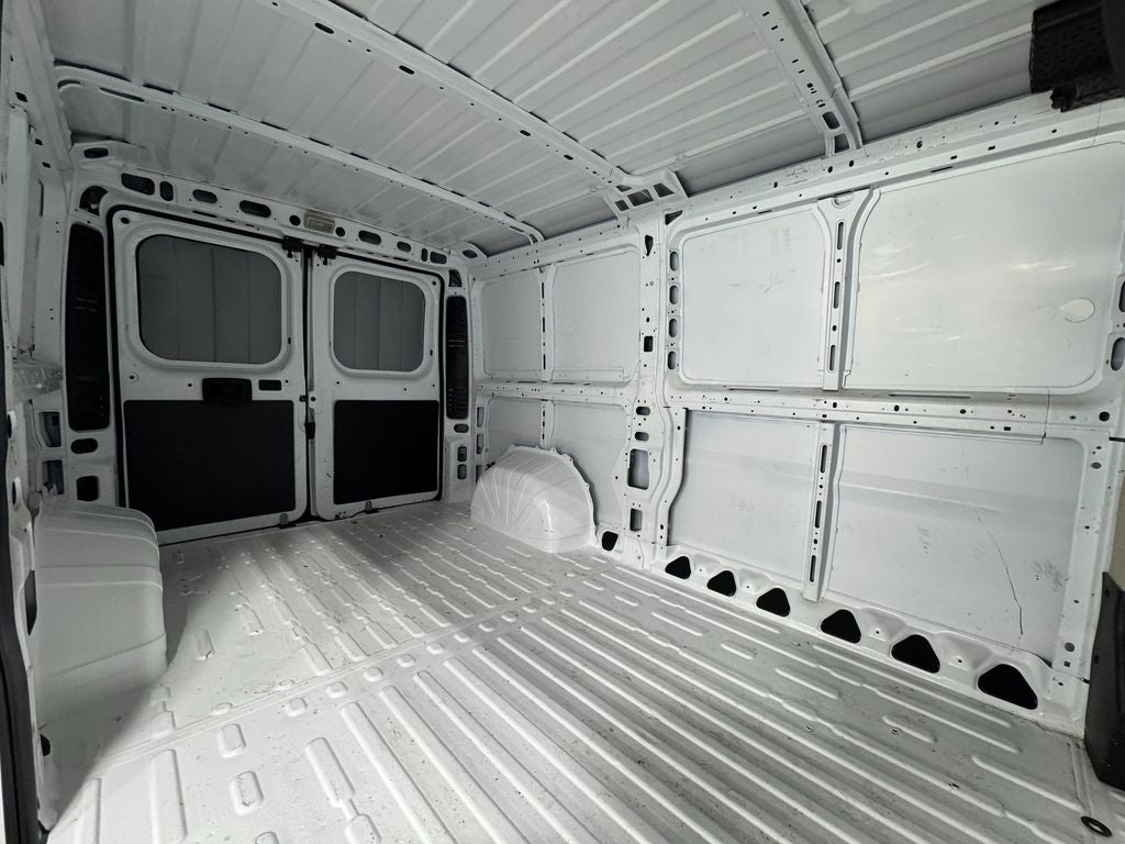 2018 RAM ProMaster 1500 Low Roof Radio: Uconnect 3 w/5" Display
