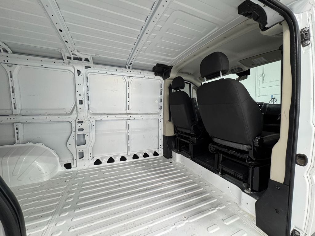 2018 RAM ProMaster 1500 Low Roof Radio: Uconnect 3 w/5" Display