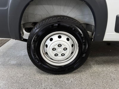 2018 RAM ProMaster 1500 Low Roof Radio: Uconnect 3 w/5" Display