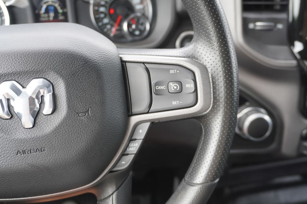 2023 RAM 3500 Tradesman Navigation System & 8.4" Touchscreen Display