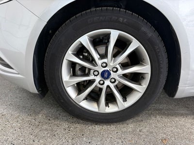2017 Ford Fusion SE SYNC Communications & Entertainment System