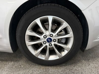 2017 Ford Fusion SE SYNC Communications & Entertainment System