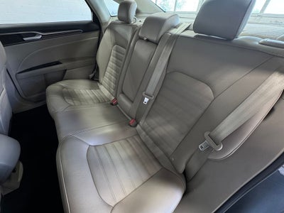 2017 Ford Fusion SE SE Luxury Package