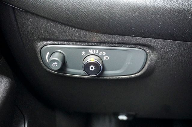 2023 Chevrolet Equinox LS Wireless Apple CarPlay/Wireless Android Auto