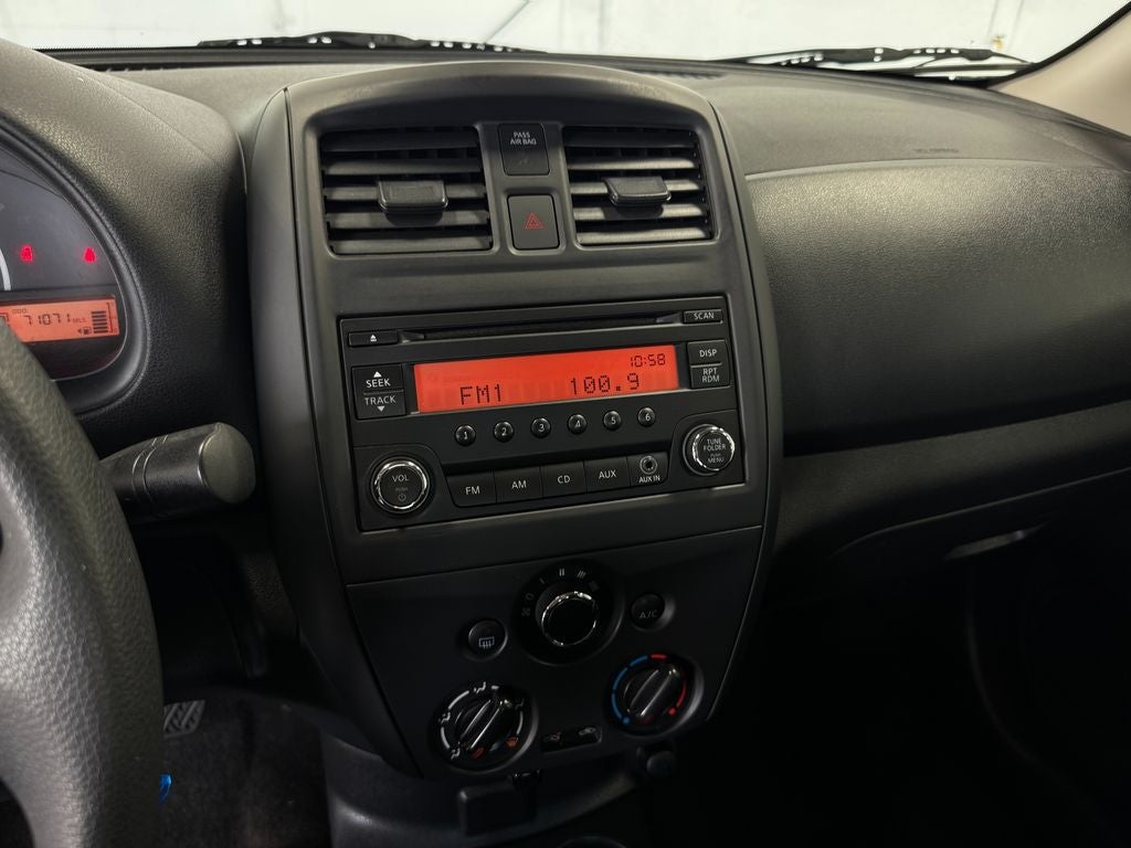 2017 Nissan Versa 1.6 S Plus