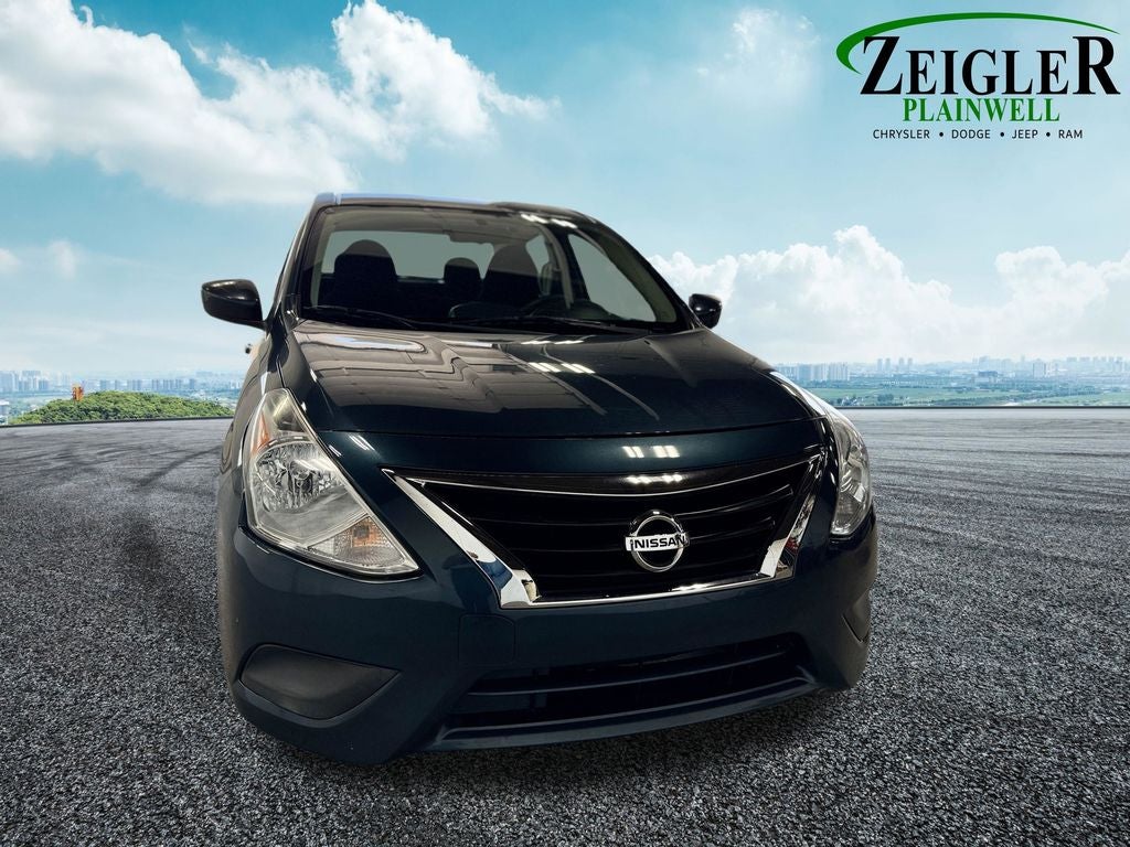 2017 Nissan Versa 1.6 S Plus