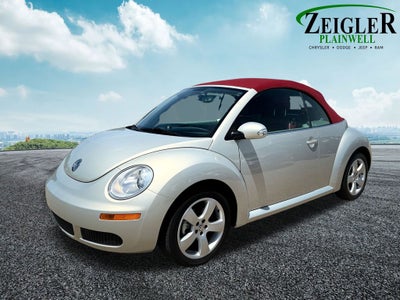 2009 Volkswagen Beetle 2.5L Blush Edition