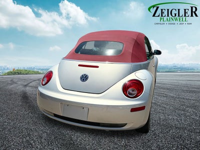 2009 Volkswagen Beetle 2.5L Blush Edition