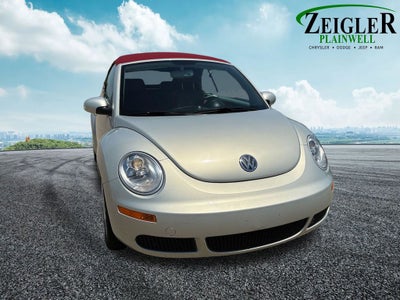 2009 Volkswagen Beetle 2.5L Blush Edition