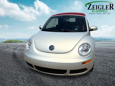 2009 Volkswagen Beetle 2.5L Blush Edition