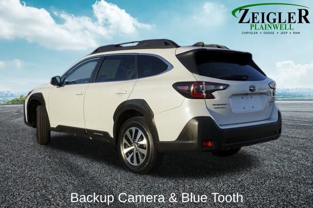2023 Subaru Outback Premium Backup Camera & Blue Tooth