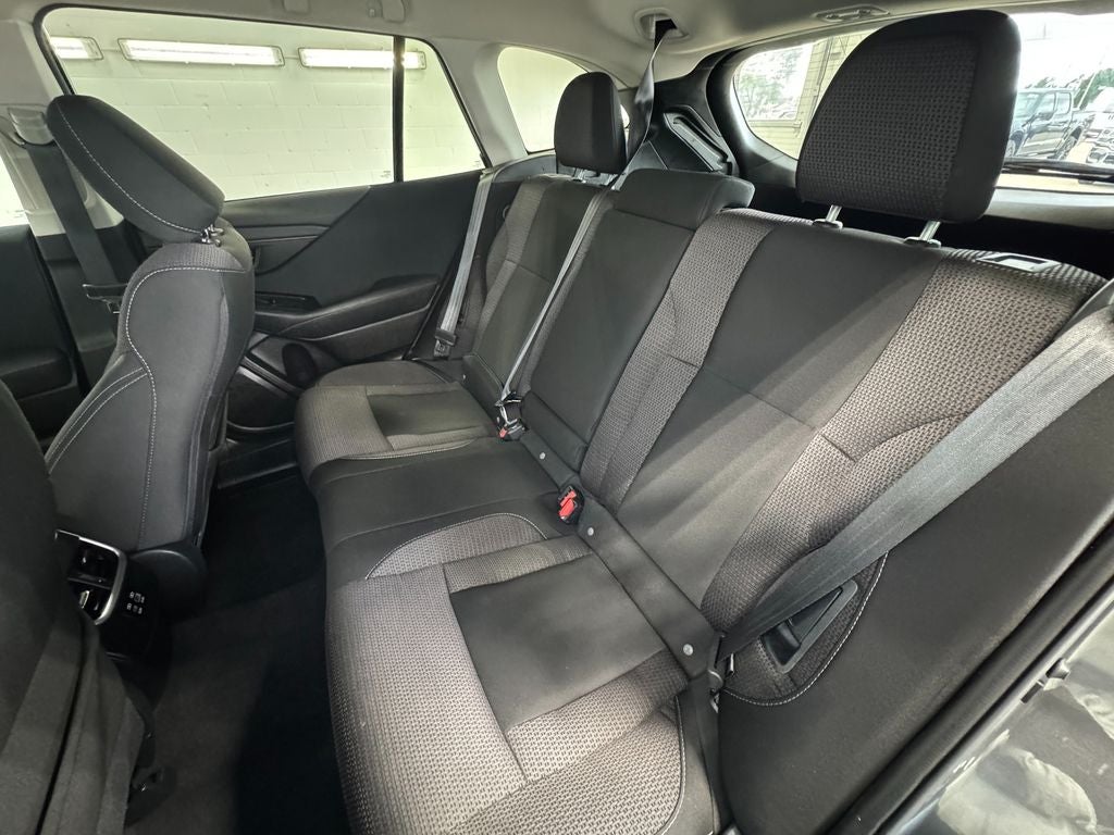 2024 Subaru Outback Premium Alloy wheels