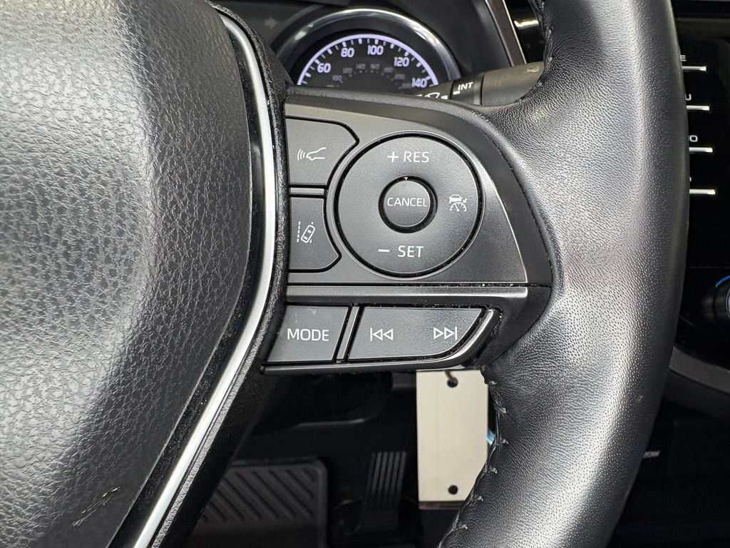 2019 Toyota Camry SE Power Tilt/Slide Moonroof
