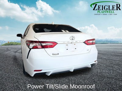 2019 Toyota Camry SE Power Tilt/Slide Moonroof