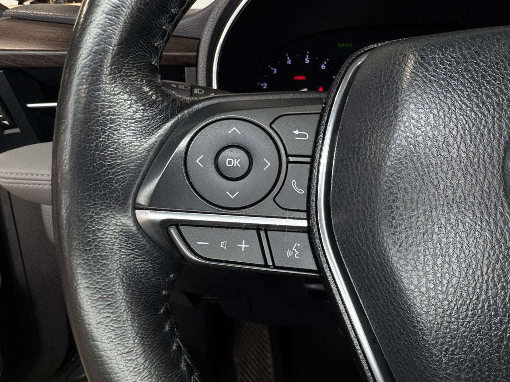 2019 Toyota Avalon XLE Moonroof Package