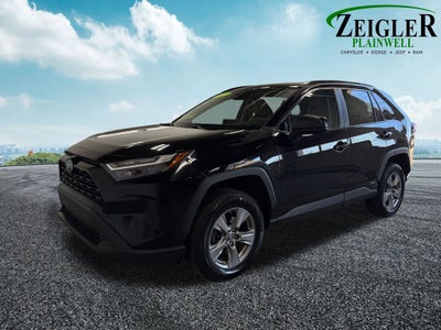 2023 Toyota RAV4 Hybrid LE