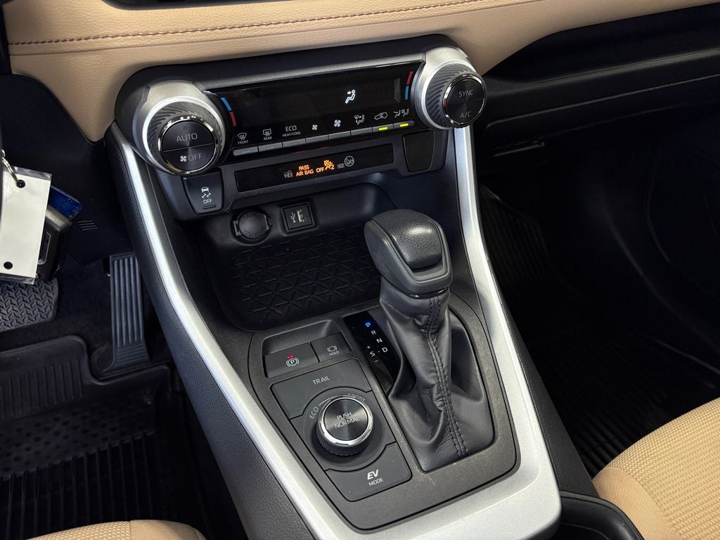 2023 Toyota RAV4 Hybrid LE