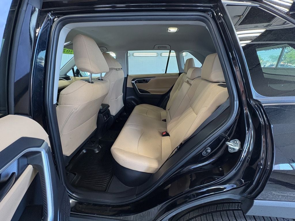 2023 Toyota RAV4 Hybrid LE