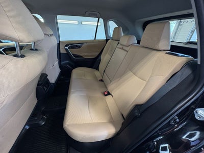 2023 Toyota RAV4 Hybrid LE