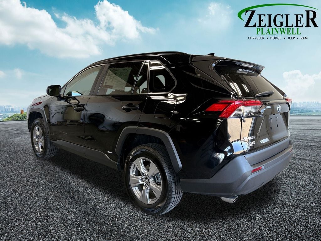 2023 Toyota RAV4 Hybrid LE