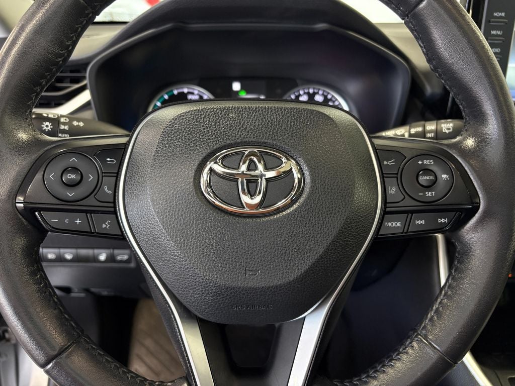 2022 Toyota RAV4 Hybrid XLE