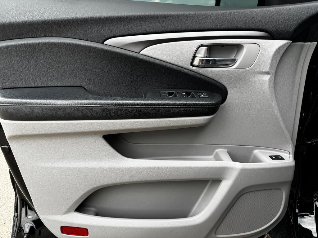 2016 Honda Pilot EX-L 3rd row seat