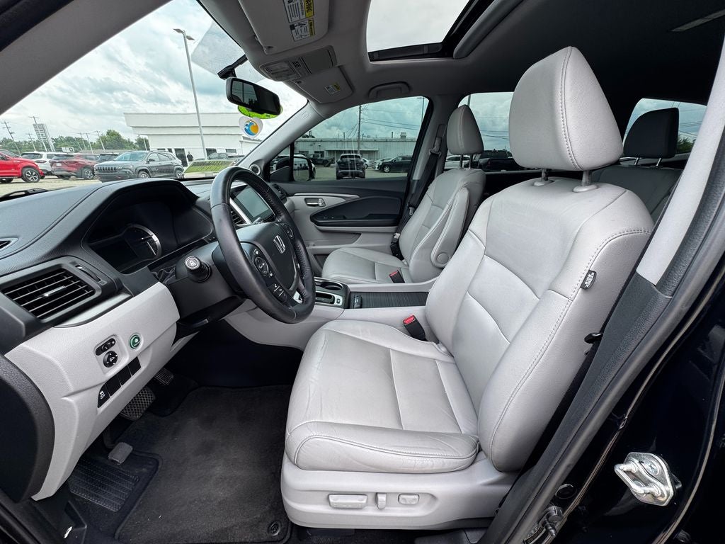 2016 Honda Pilot EX-L 3rd row seat