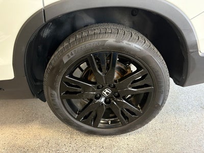 2021 Honda Pilot Black Edition Navigation system: Honda Satellite-Linked Navigati