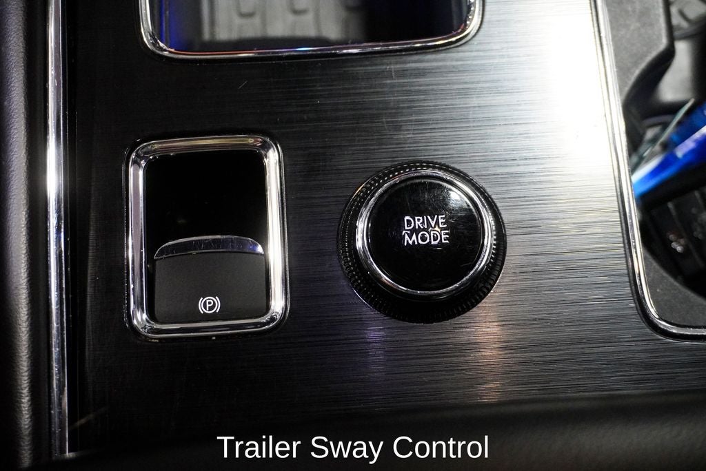 2020 Lincoln Aviator Reserve Panoramic Moonroof & Navigation System