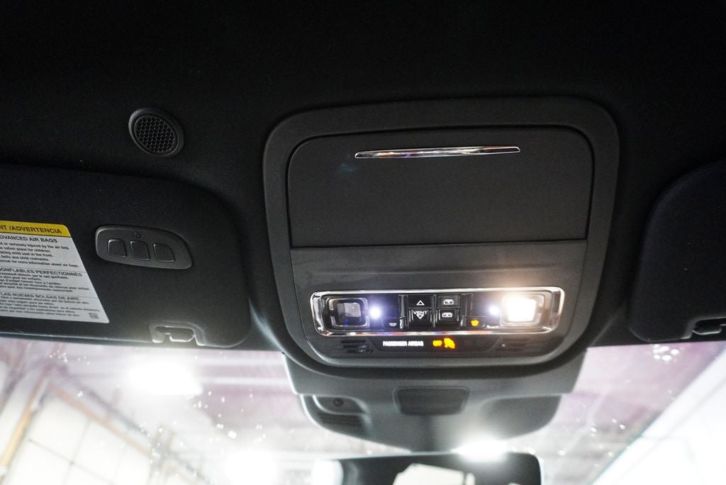 2020 Lincoln Aviator Reserve Panoramic Moonroof & Navigation System