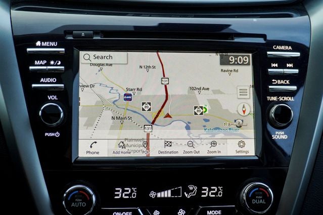 2024 Nissan Murano SV Navigation & Panoramic Moonroof