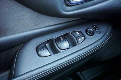 2024 Nissan Murano SV Navigation & Full Pano Moonroof