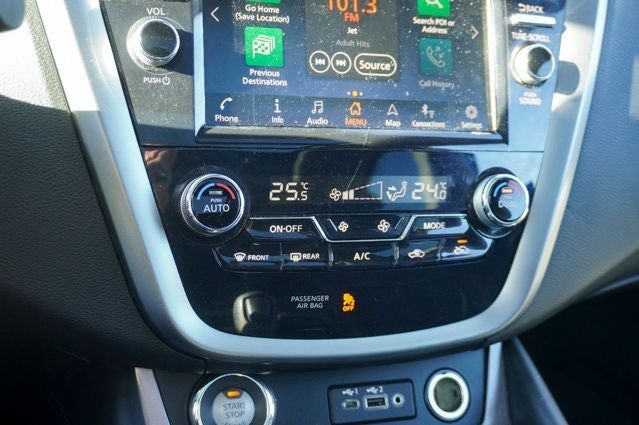 2024 Nissan Murano SL Power moonroof & Navigation System