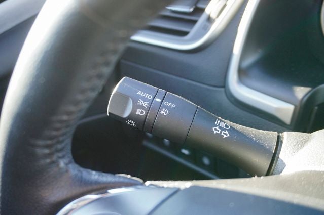 2024 Nissan Murano SL Power moonroof & Navigation System