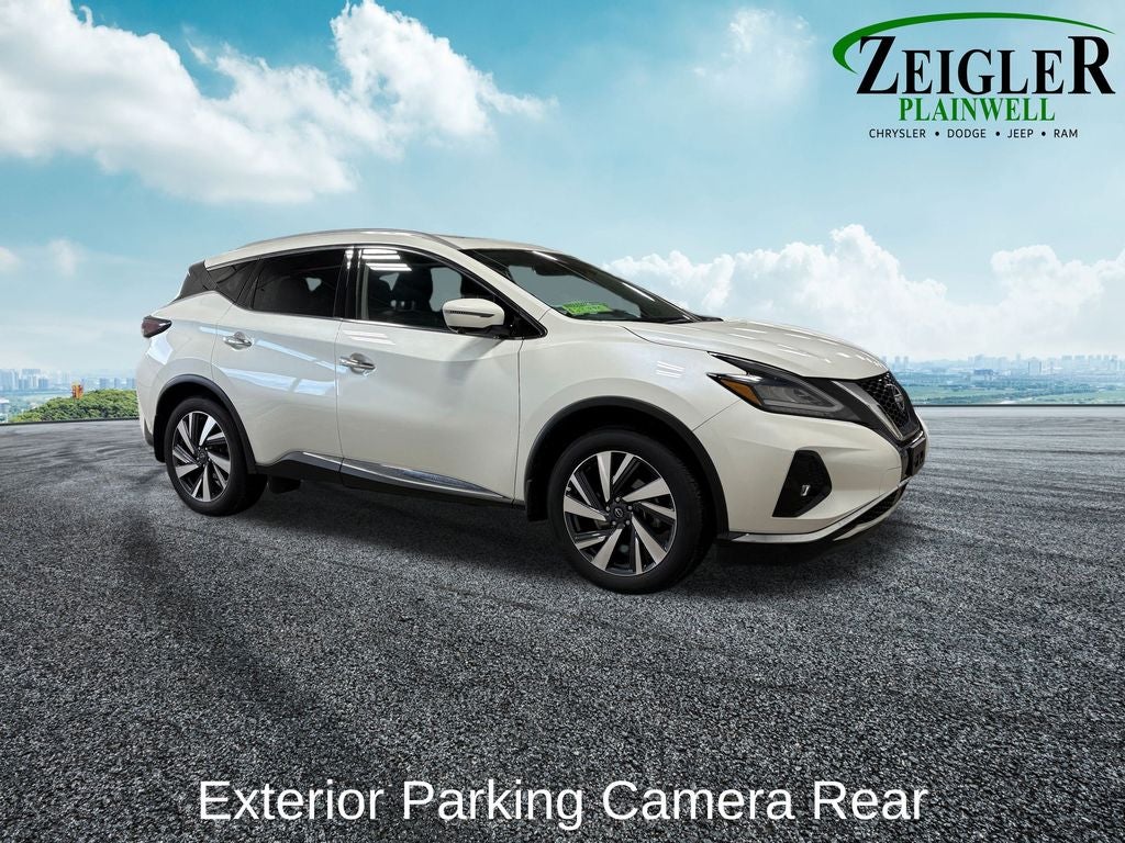 2024 Nissan Murano SL Power moonroof & Navigation System
