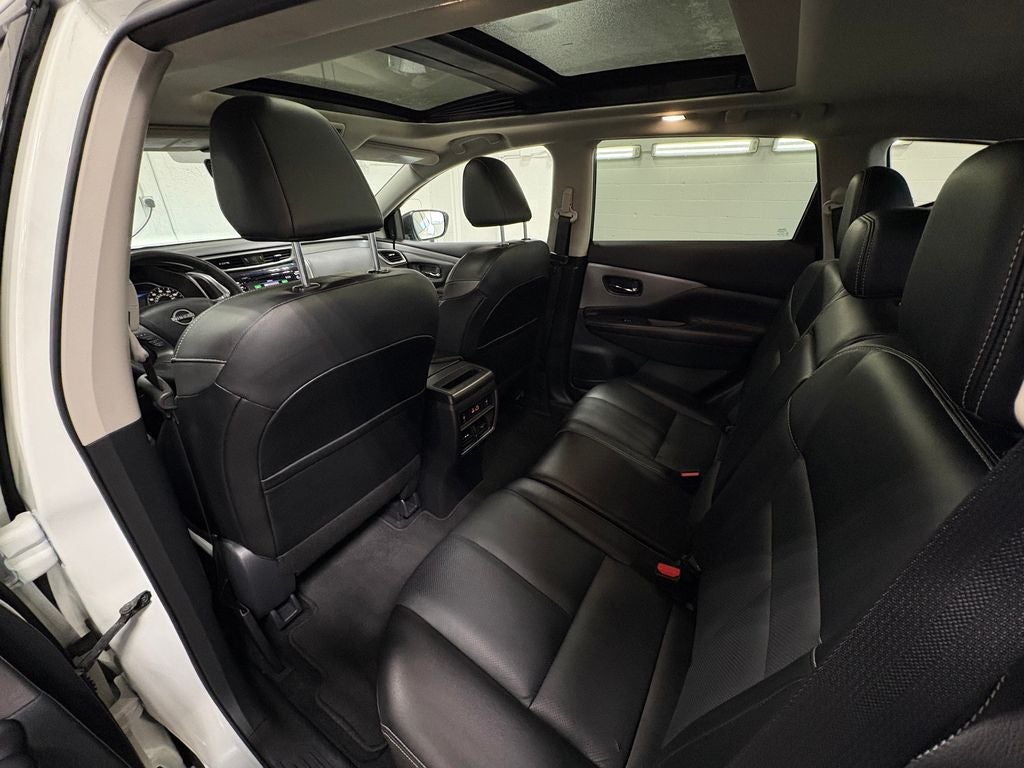 2024 Nissan Murano SL Power moonroof & Navigation System