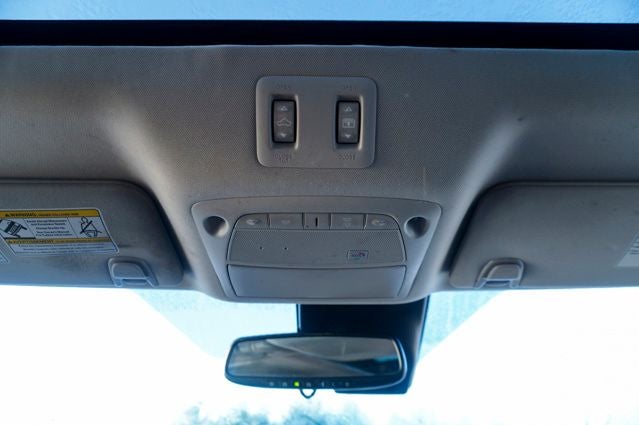 2020 Nissan Murano Platinum Power moonroof & Navigation System