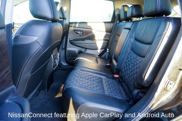 2020 Nissan Murano Platinum Power moonroof & Navigation System