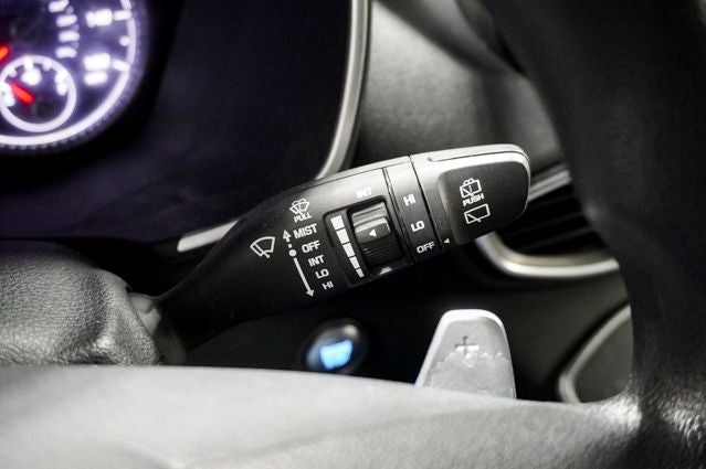 2022 Hyundai Santa Fe SEL Exterior Parking Camera & Apple CarPlay & Android