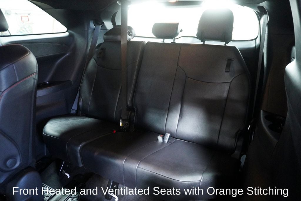 2025 Toyota Sienna XSE Power moonroof & Navigation System