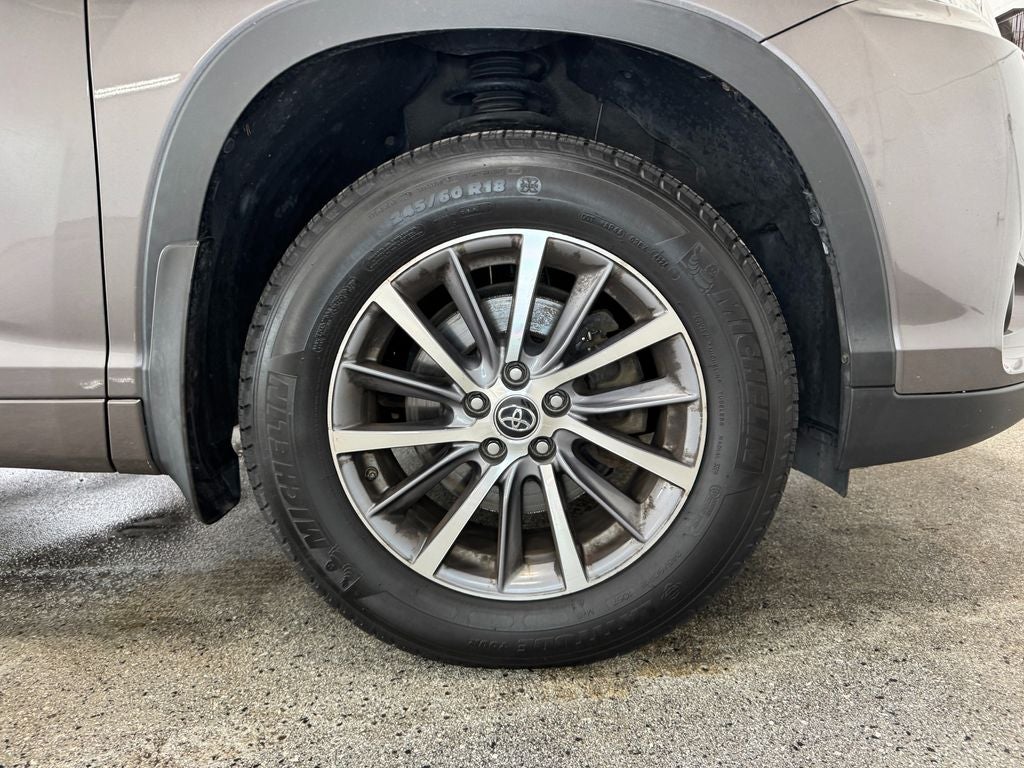 2018 Toyota Highlander XLE Power moonroof